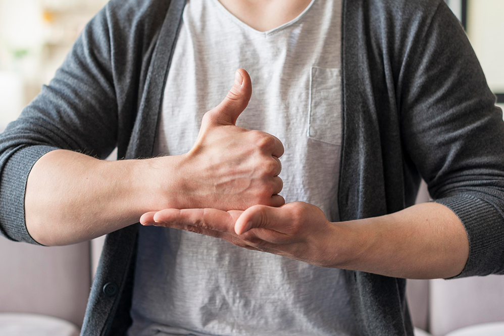 Bridging-differences-through-sign-language