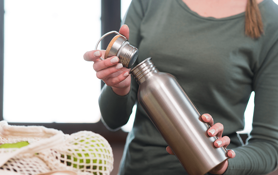 cleaning an insulated flask